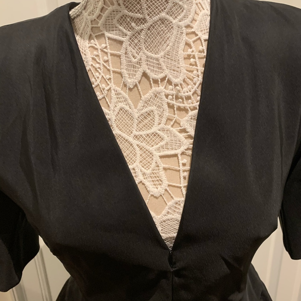 Gorgeous and Elegant Pauline Trigere Black Gown - Picture 14 of 15